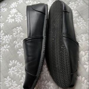 Sketchers Slip Resistant Shoes